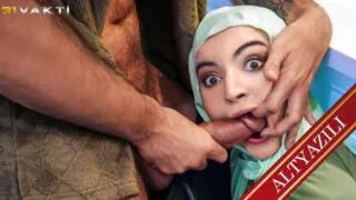 Türbanlı Üvey Kardeşimin Kızlığını Bozdum
